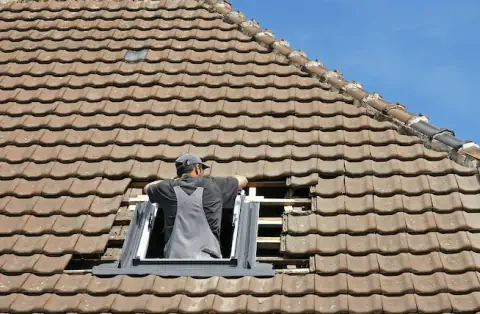 Pose de velux - Le Breuil-en-Auge